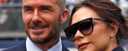 ویکتوریا بکهام: «دیوید بکهام بعد از ۲۵ سال انعطاف بدنش را به من نشان داد» + ویدیو