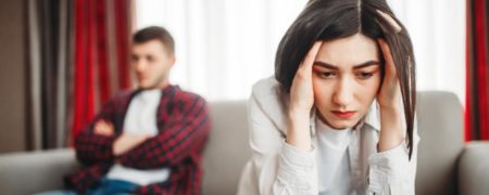 چطور از یک رابطه عاطفی آزارگرانه بیرون بیاییم؟