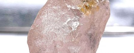 بزرگترین و کمیاب‌ترین الماس صورتی جهان کشف شد