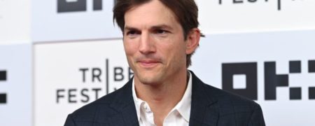 روایت اشتون کوچر از ابتلا به بیماری نادری که او را ناشنوا، نابینا و ناتوان از راه رفتن می کرد