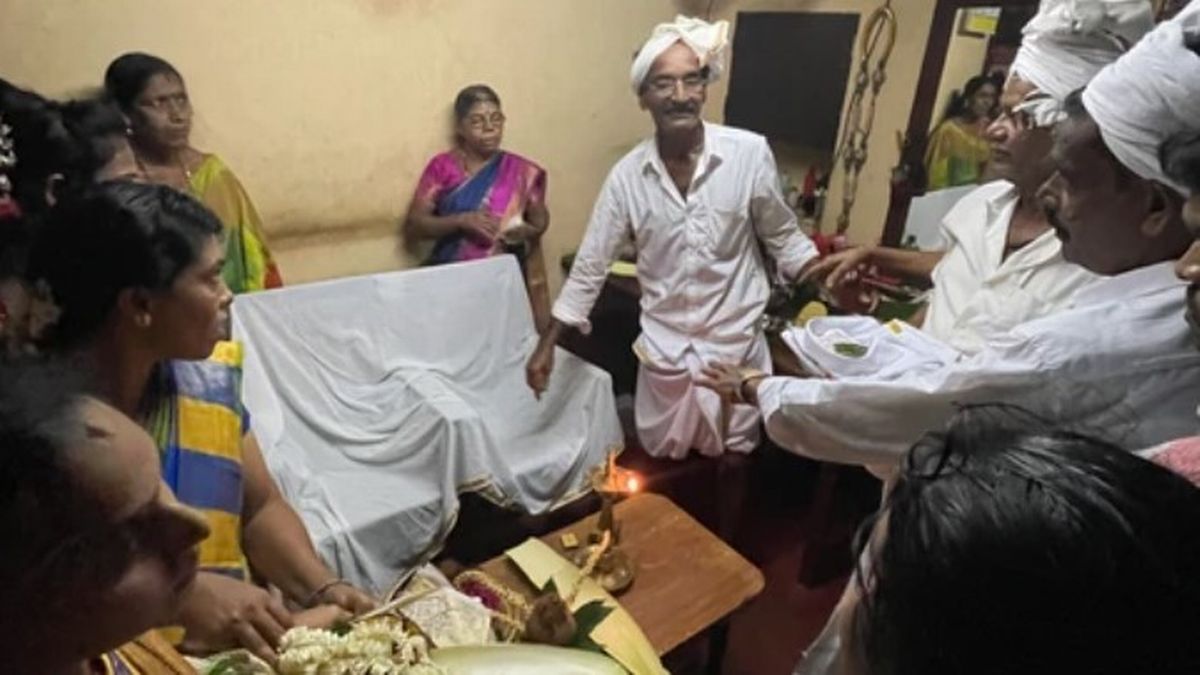 مراسم ازدواج مردگان در هند چیست؟