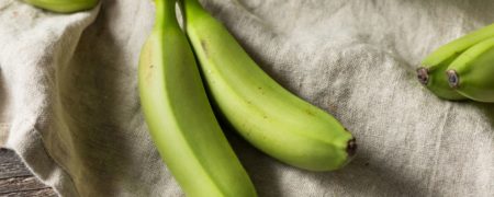 چگونه خوردن موز نارس از ابتلا به سرطان جلوگیری می کند؟