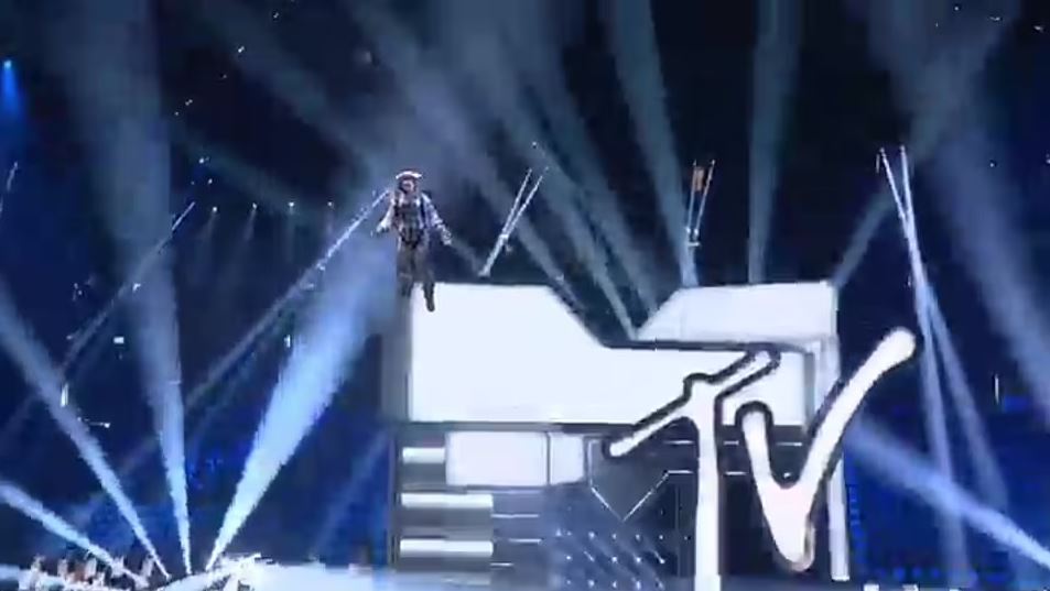 اولین حضور جانی دپ در مراسم MTV بعد از دادگاهش با امبر هرد