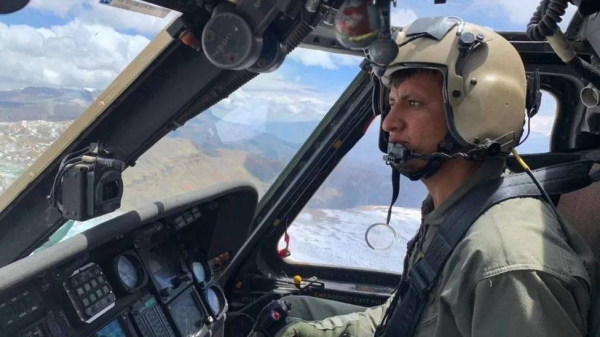 تنها خلبان افغان که خود و هلیکوپتر بلک هاوک آمریکایی اش را تسلیم طالبان کرد