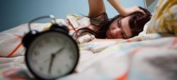 بیدار شدن در هر ساعت از شب نشانه مشکل در کدام قسمت از بدن است؟