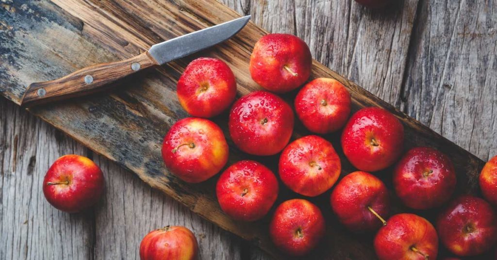 خوردن چند دانه سیب کشنده است؟