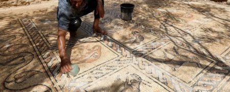 کشف موزاییک های بیزانسی متعلق به قرن پنجم تا هفتم پس از میلاد در غزه + تصاویر