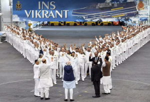 INS Vikrant اولین ناو هواپیمابر بومی هند رونمایی شد