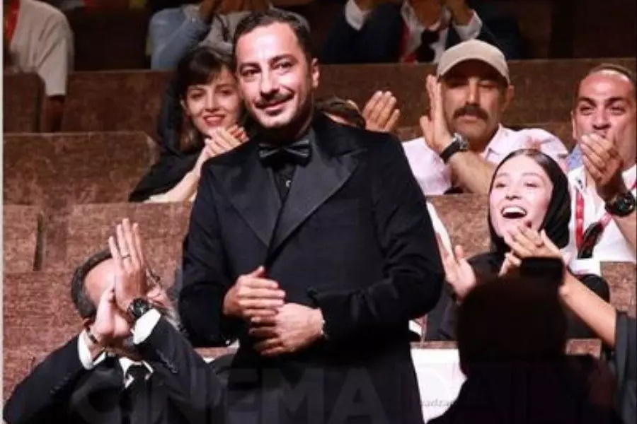 نوید محمدزاده در جشنواره ونیز به شایعه ممنوع الکاری اش پاسخ داد + ویدیو