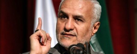 حمله تند حسن عباسی: «باید آبروی مسئولی که فرزندش به خارج از کشور رفته را برد!»