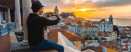 صدور ویزای خانه به دوشی دیجیتال پرتغال برای افراد دورکار با درآمد ۲,۷۵۰ دلار در ماه