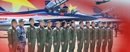 پیشنهاد ۲۷۰ هزار دلاری دولت چین به خلبانان تاپ گان بریتانیایی برای آموزش تجربیاتشان