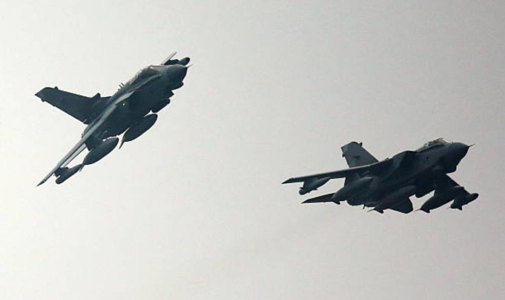 ماجرای پیشنهاد چین به خلبانان جنگنده بریتانیایی چیست؟
