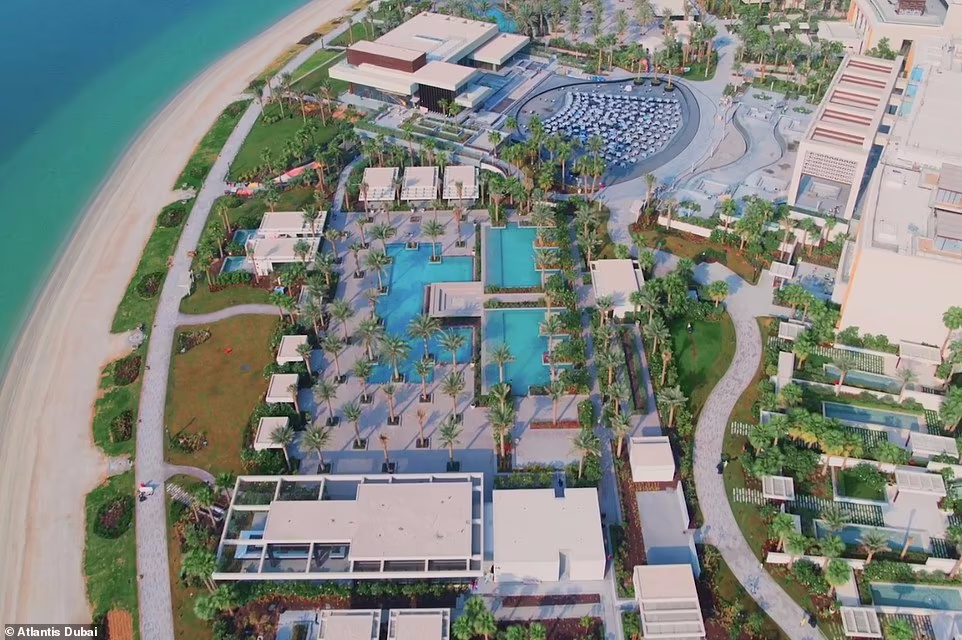 رونمایی از تصاویر خیره کننده هتل آتلانتیس رویال دبی به سبک بازی «جنگا» + ویدیو