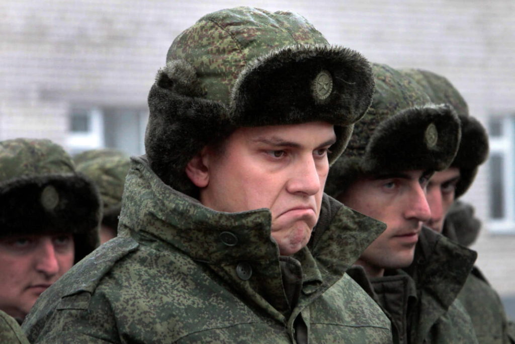 تعقیب و گریز هالیوودی مرد روسی با نیروهای پوتین در تلاش برای فرار از جنگ اوکراین