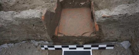 کشف یخچال باستانی در اردوگاه نظامی رومی که هنوز گوشت داخلش دیده می شود