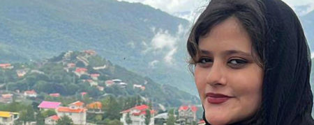 پزشکی قانونی: «علت مرگ مهسا امینی ضربه به سر، اعضا و عناصر حیاتی بدن نبوده است»