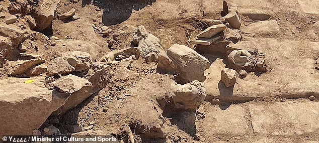 کشف مجسمه هرکول متعلق به ۲۰۰۰ سال پیش در یونان