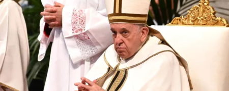 پاپ فرانسیس اعتراف کرد که راهبه ها و کشیشان فیلم های مستهجن تماشا می کنند