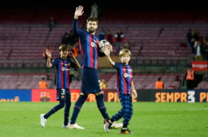 خداحافظی باشکوه جرارد پیکه با بارسلونا بعد از 15 فصل حضور
