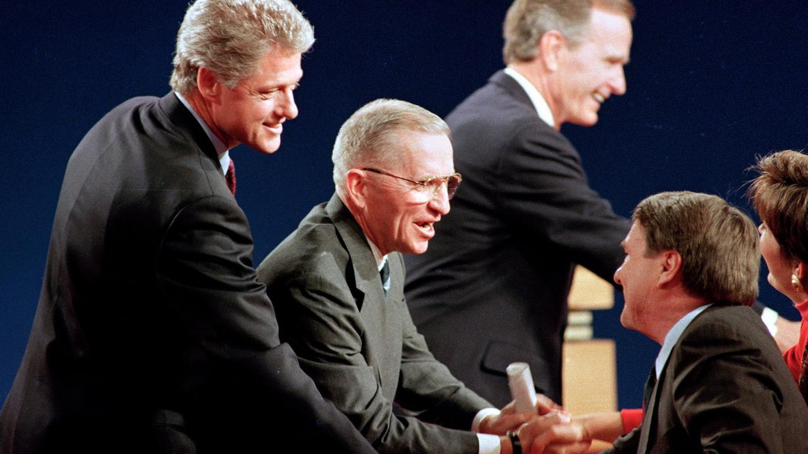 رقیب بیل کلینتون در رقابت های انتخاباتی سال 1996 کی بود؟