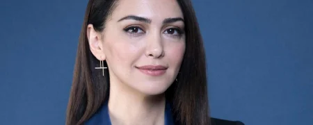 بیوگرافی نازنین بنیادی؛ از بازیگری در «ارباب حلقهها» تا فعالیتهای سیاسی