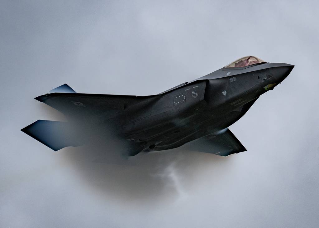 گرانقیمت ترین جنگنده های مدرن جهان؛ از  MiG-35 روسی تا F-22 Raptor آمریکایی