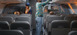 چرا مسافران از در عقب هواپیما سوار نمی‌شوند؟