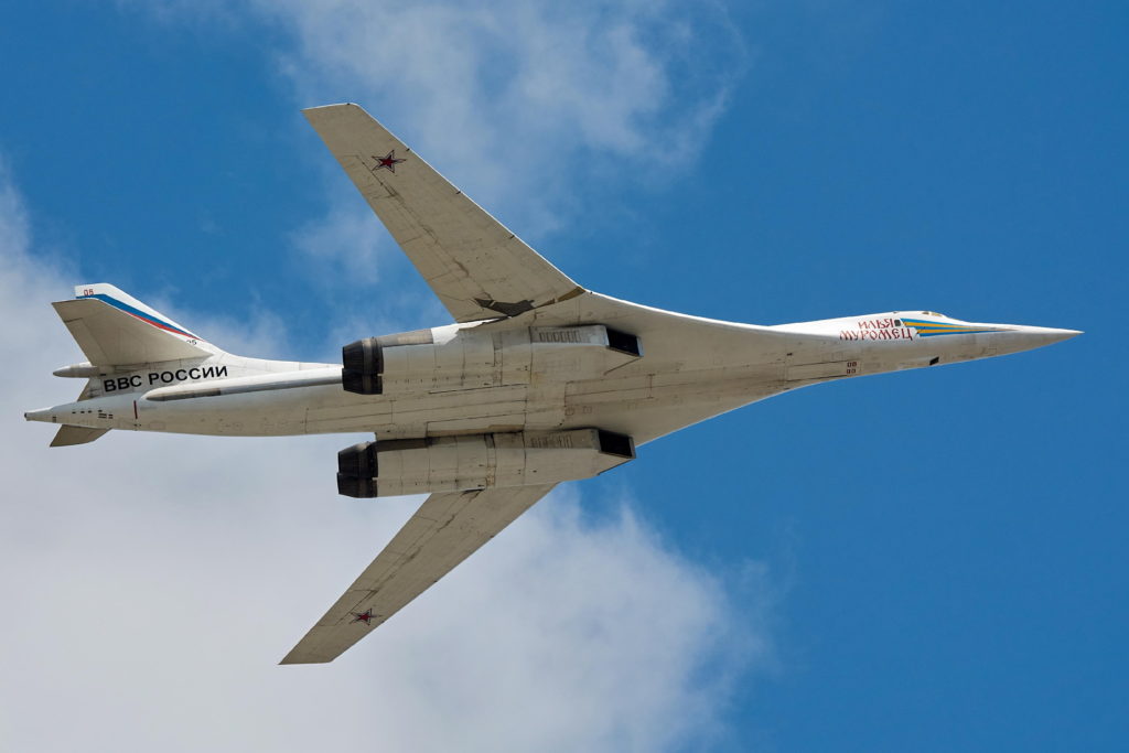 Tupolev Tu-160؛ پرواز سنگین‌ترین بمب افکن سوپرسونیک جهان ملقب به «قوی سفید»