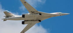 Tupolev Tu-160؛ پرواز سنگین‌ترین بمب افکن سوپرسونیک جهان ملقب به «قوی سفید»