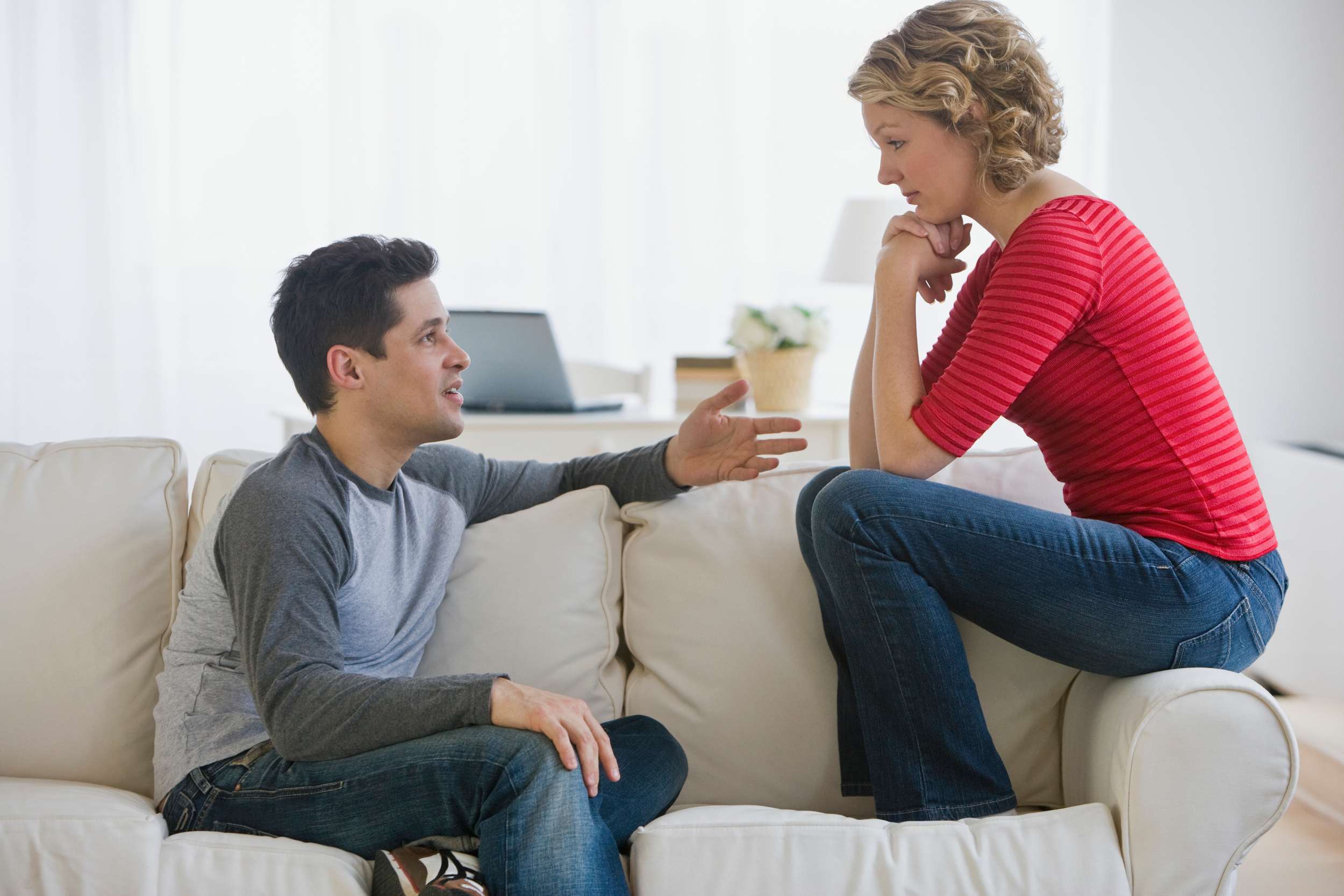 چگونه از مشکلات رابطه جنسی خود با شریک زندگیمان حرف بزنیم؟ 
