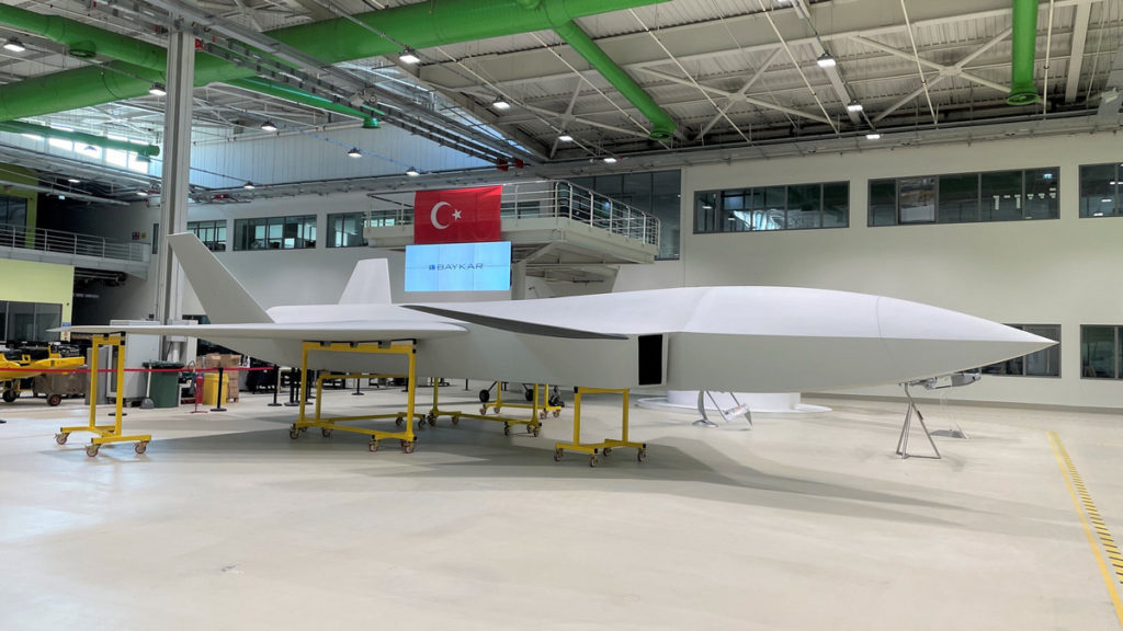 اولین پرواز جت جنگی بدون سرنشین ترکیه