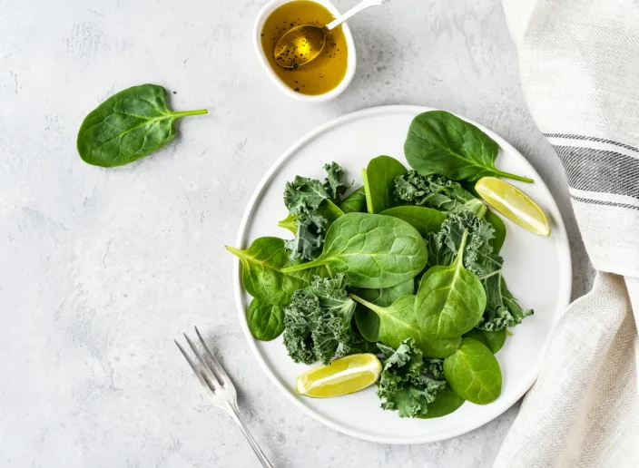 بهترین سبزی ها برای آب کردن چربی شکمی به توصیه متخصصان