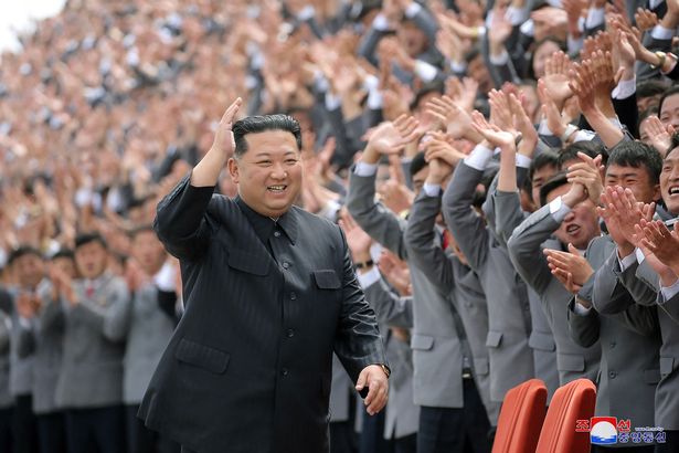 بحران میانسالی کیم جونگ اون رهبر 39 ساله کره شمالی