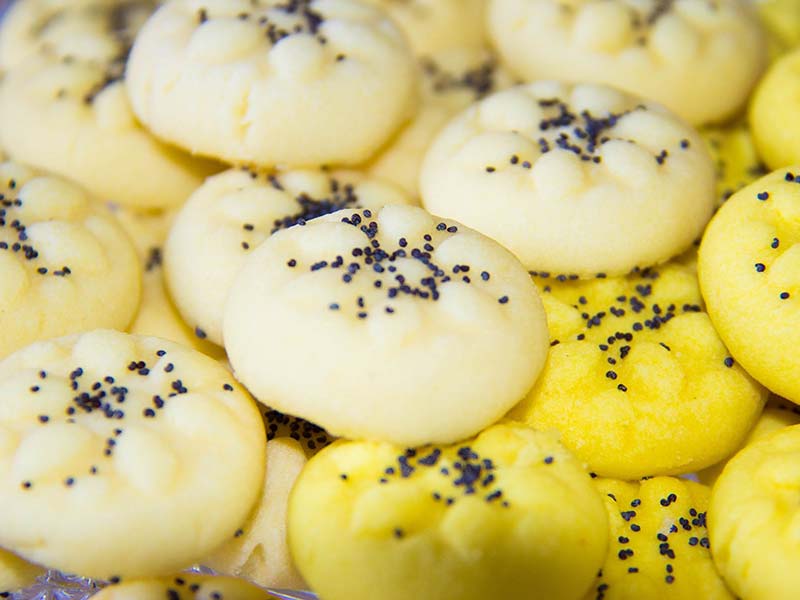 طرز تهیه ۱۰ شیرینی خوشمزه برای عید نوروز + ویدیو