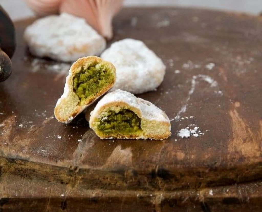 طرز تهیه ۱۰ شیرینی خوشمزه برای عید نوروز + ویدیو