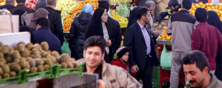 مقایسه قیمت آجیل، شیرینی و میوه شب عید ۱۴۰۰ و ۱۴۰۱ + جدول