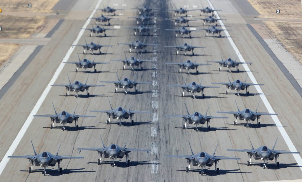نیروی هوایی آمریکا دستکم 200 جنگنده نسل ششم تولید می کند