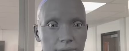 صحبت کردن پیشرفته ترین ربات انسان نمای جهان به چند زبان + ویدیو