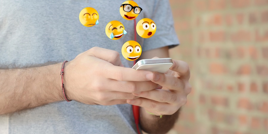 ۵ نشانه هشداردهنده در ایموجی های پیام های شریک عاطفی تان که نباید از آنها غافل شوید