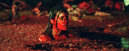 ۱۰ فیلمی که هیچ شخصیت مردی در آن ها دیده نمی شود؛ از The Descent تا ۸ Women