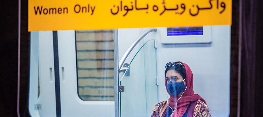ماجرای نصب پرده در واگن زنان در مترو تهران چیست؟