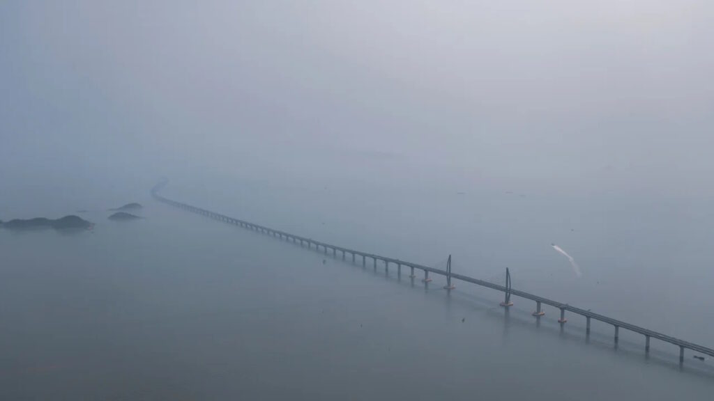 نگاهی به پل عظیم ۲۴ کیلومتری چین که با هزینه ۶.۷ میلیارد دلاری ساخته شد
