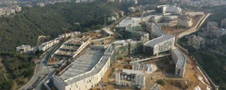 انتقاد لبنانی ها از سفارت جدیدِ بسیار بزرگ و ۱ میلیارد دلاری ایالات متحده در بیروت