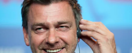 ری استیونسون بازیگر سرشناس ایرلندی در سن ۵۸ سالگی درگذشت