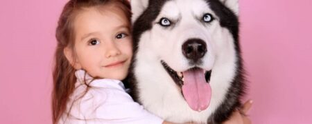 ۸ نژاد سگ که برای خانواده های دارای فرزند خردسال مناسب نیستند