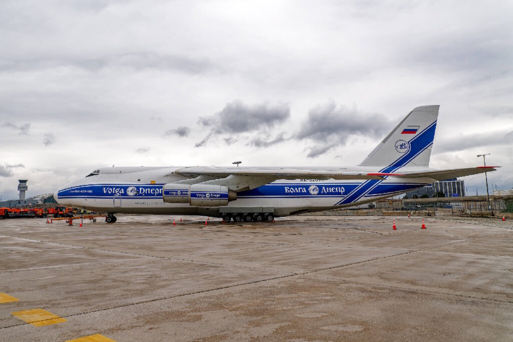 بزرگ ترین هواپیمای جهان در کانادا توقیف و تحویل اوکراین شد