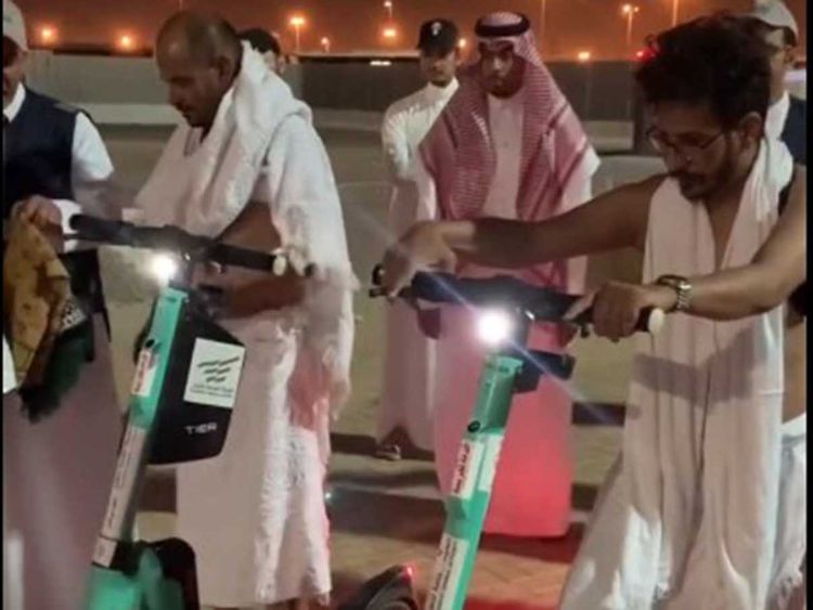 تصاویری از اسکوترسواری حجاج در عربستان سعودی
