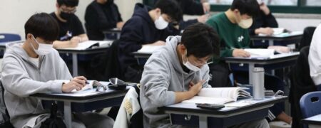 کنکور این کشور چنان سخت است که برای افزایش زاد و ولد ساده تر خواهد شد