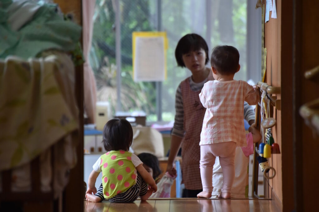 عذرخواهی شهردار ژاپنی در پی توصیه زنان باردار به راضی نگه داشتن شوهرانشان